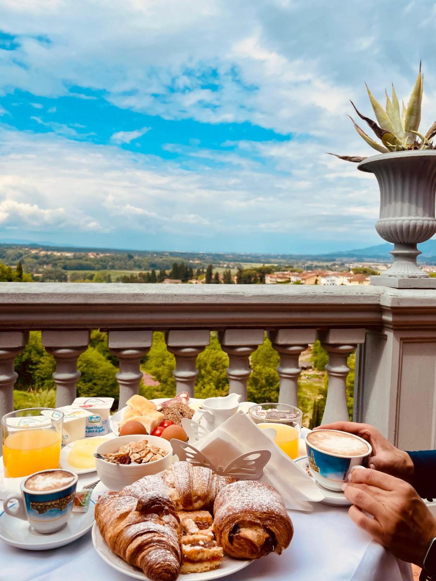 Quattro Gigli Hotel Montopoli in Val dʼArno Exterior foto